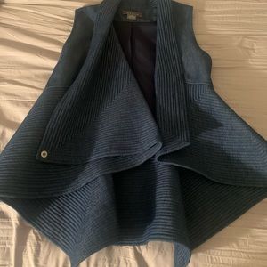 Gracia peplum vest